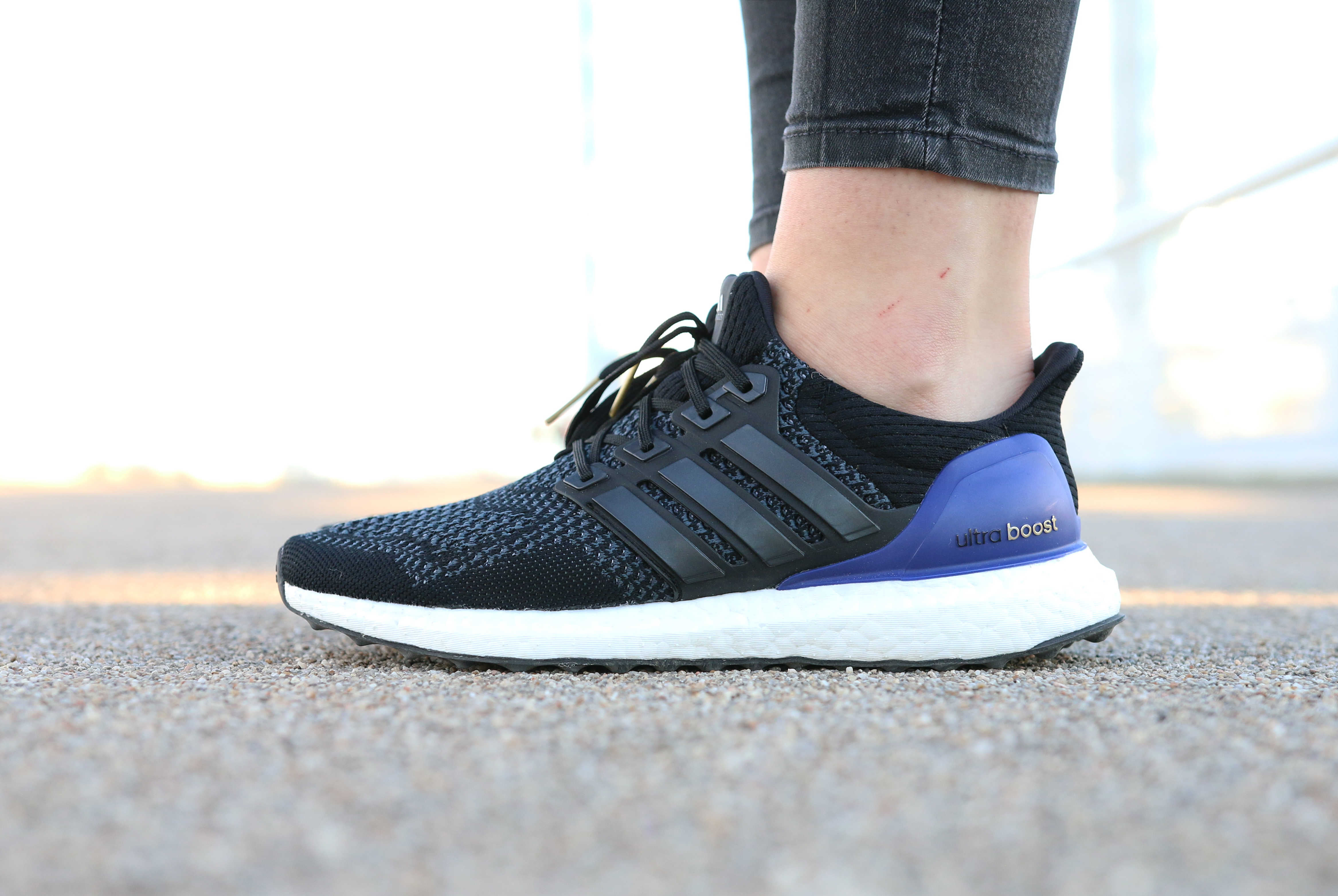 adidas boost bleu