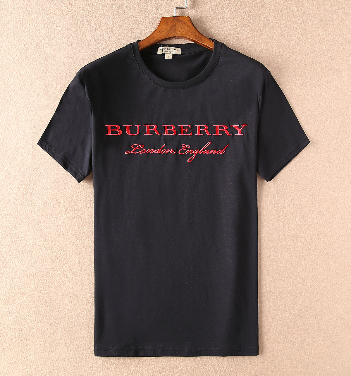 tee shirt burberry